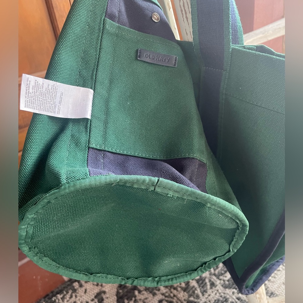 Old Navy Large and Small Canvas Totes - Picture 6 of 9